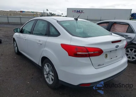 2018 Ford Focus Se из США, поврежденный, VIN 1FADP3FE3JL282965